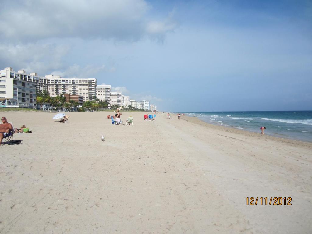 Coral Key Inn Fort Lauderdale Exterior photo